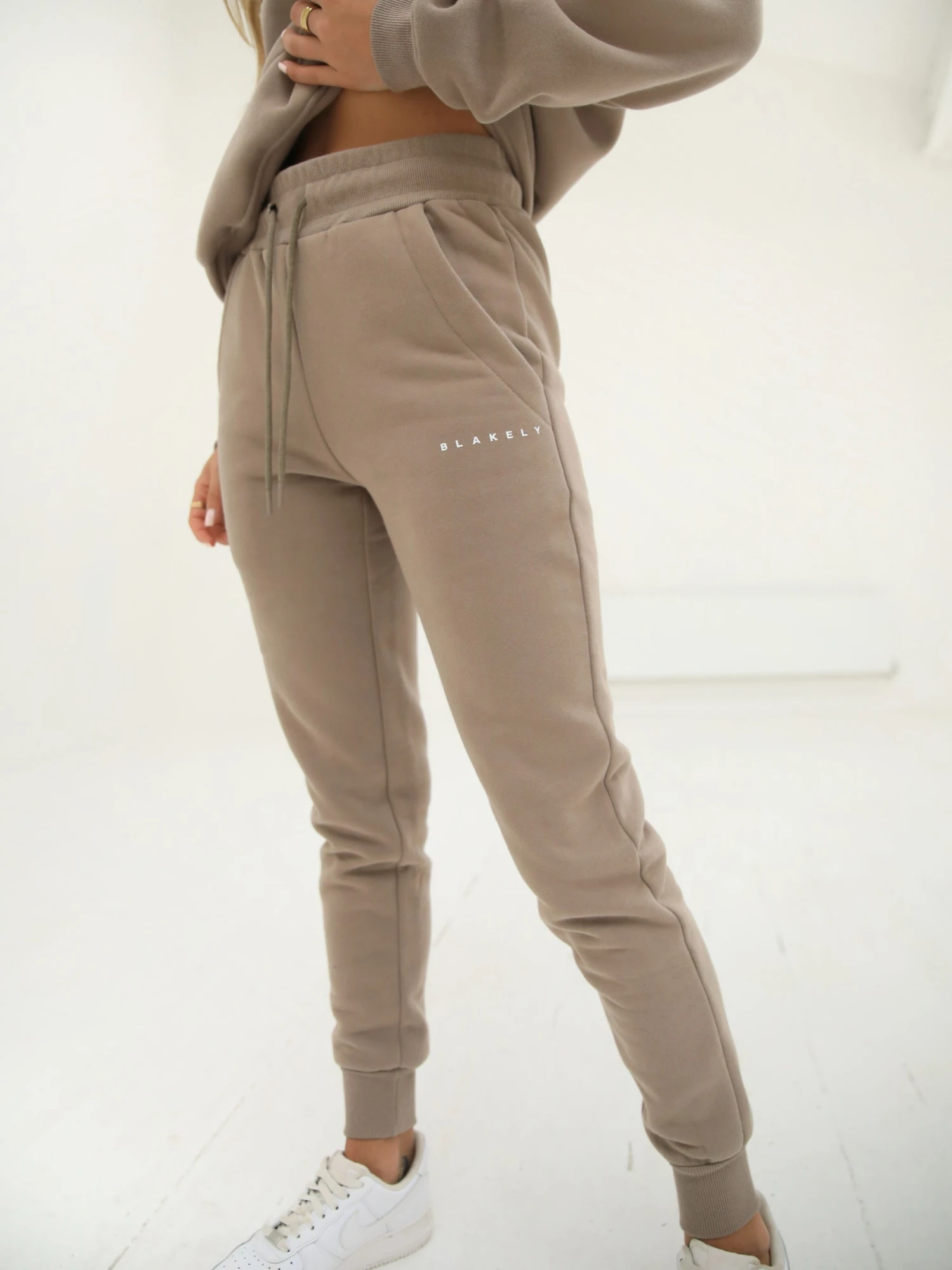Composure Sweatpants - Brown 4 Composure Sweatpants - Brown - Image 2