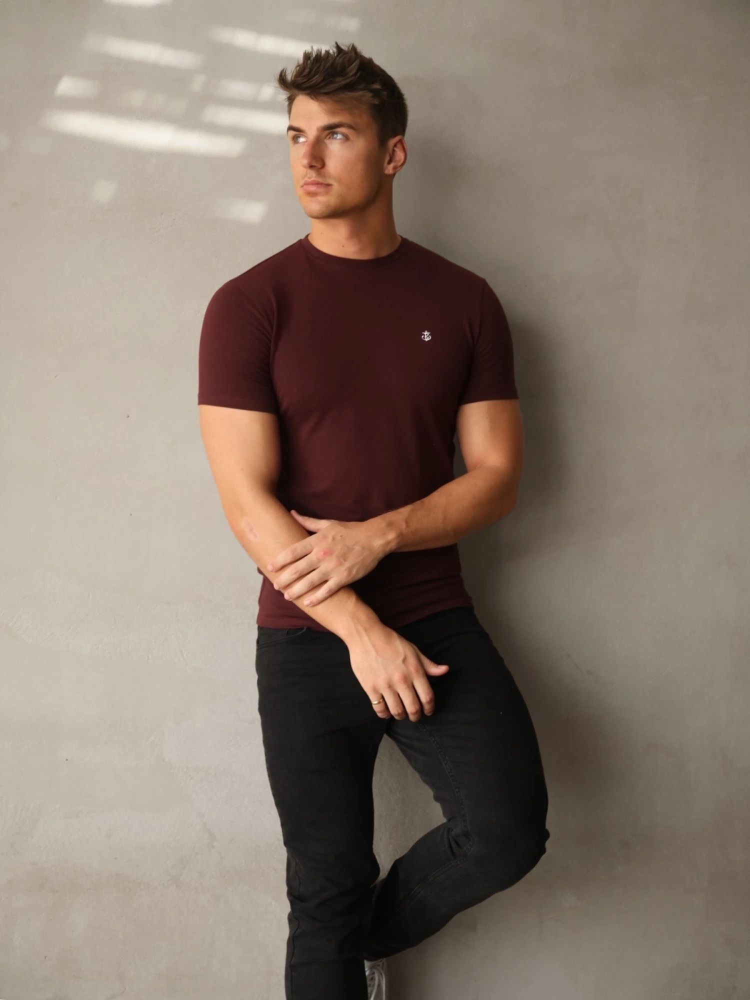 Livorno T-Shirt - Burgundy 8 Livorno T-Shirt - Burgundy - Image 6