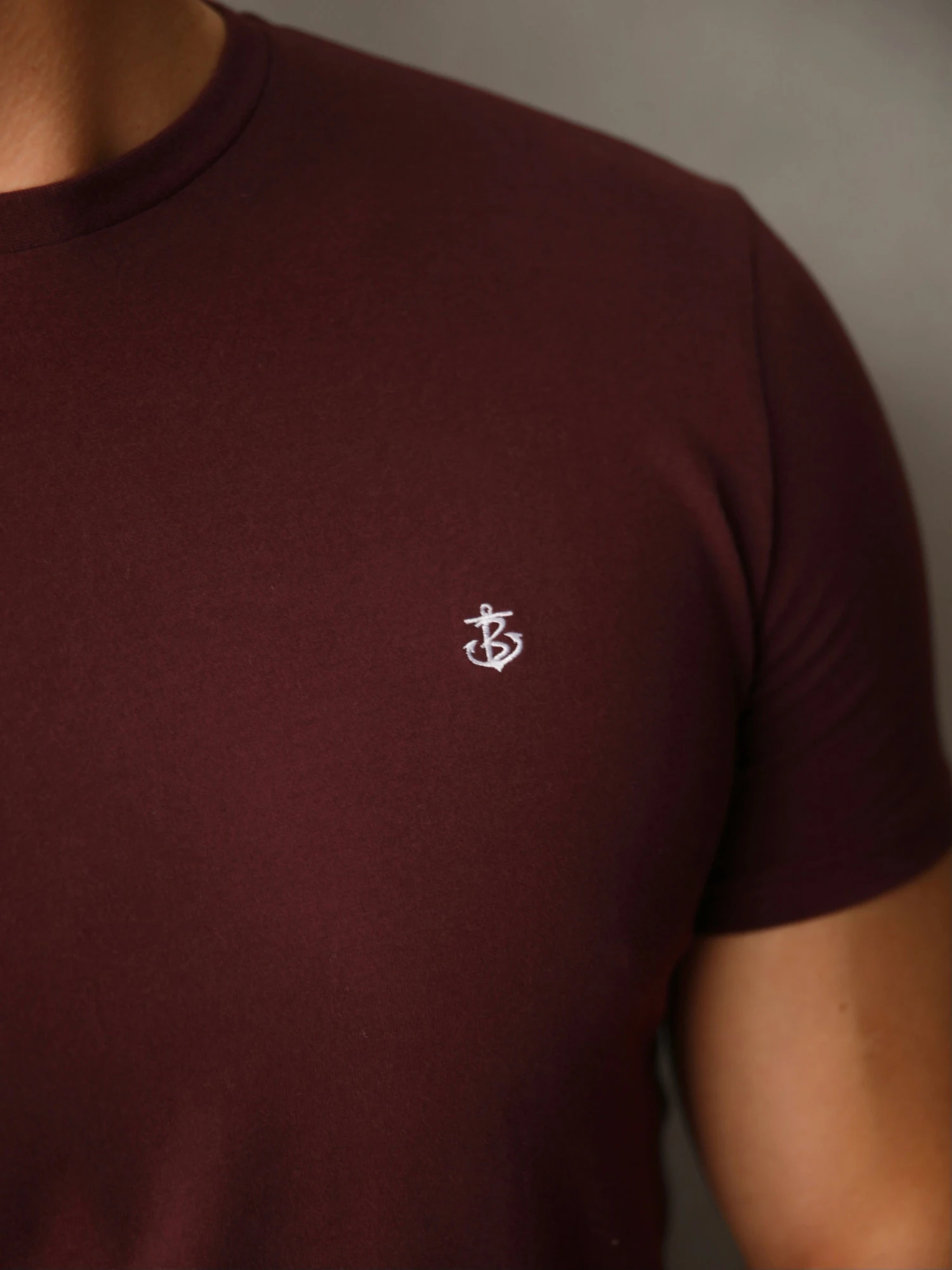 Livorno T-Shirt - Burgundy 6 Livorno T-Shirt - Burgundy - Image 4