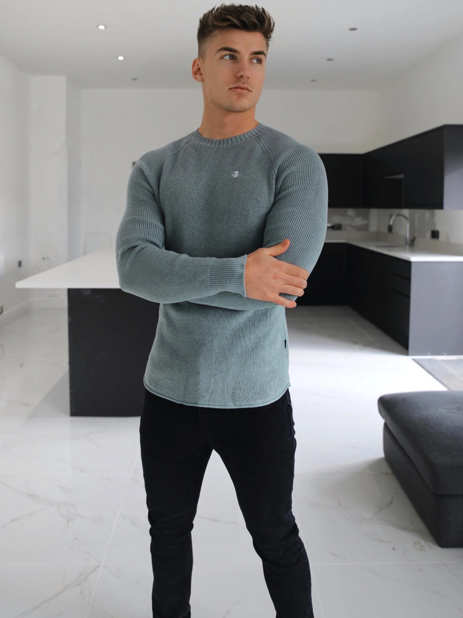 Olton Knit Jumper - Green 4 Olton Knit Jumper - Green - Image 2