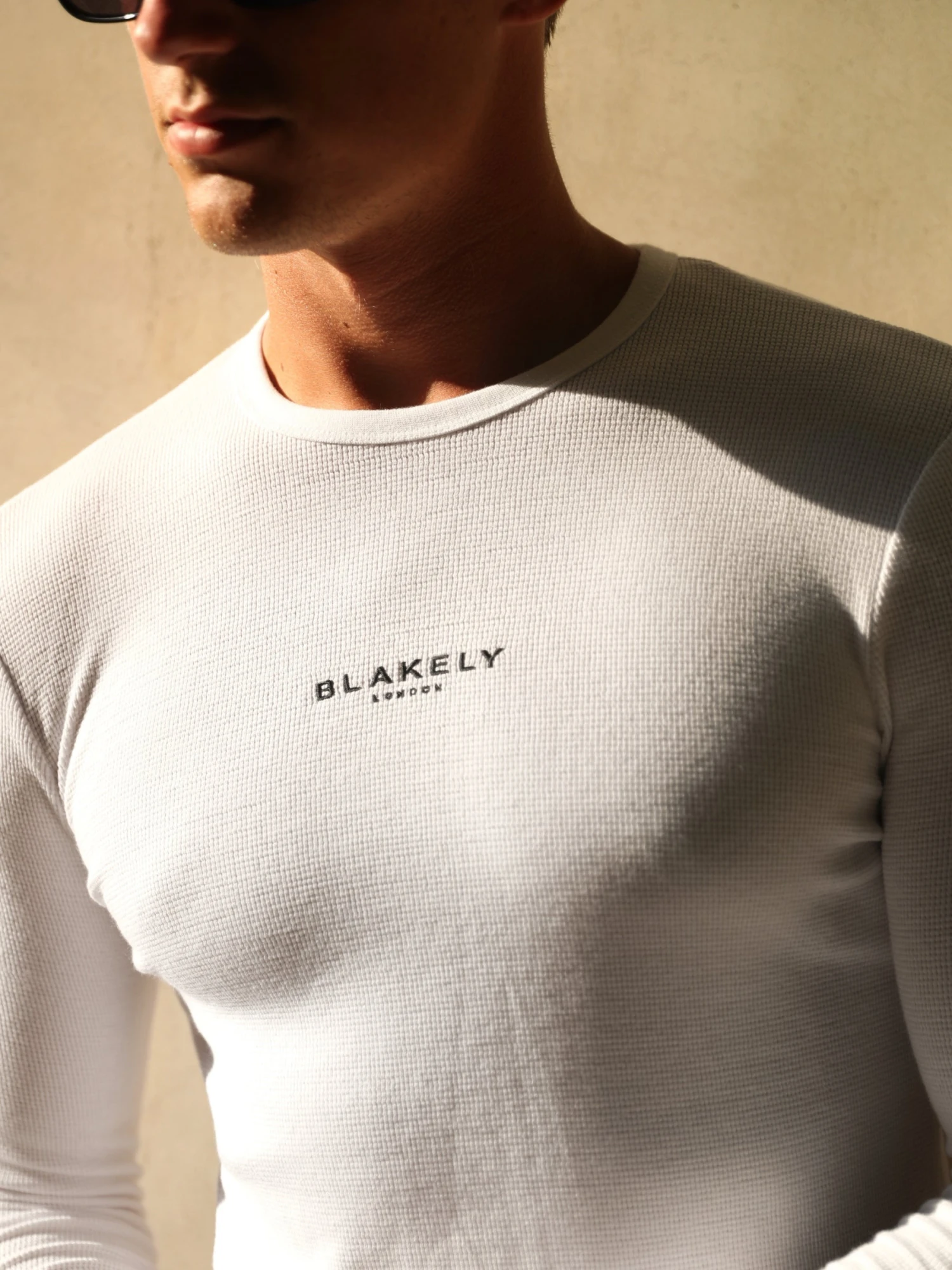 Alezio Textured Jumper - White 7 Alezio Textured Jumper - White - Image 5