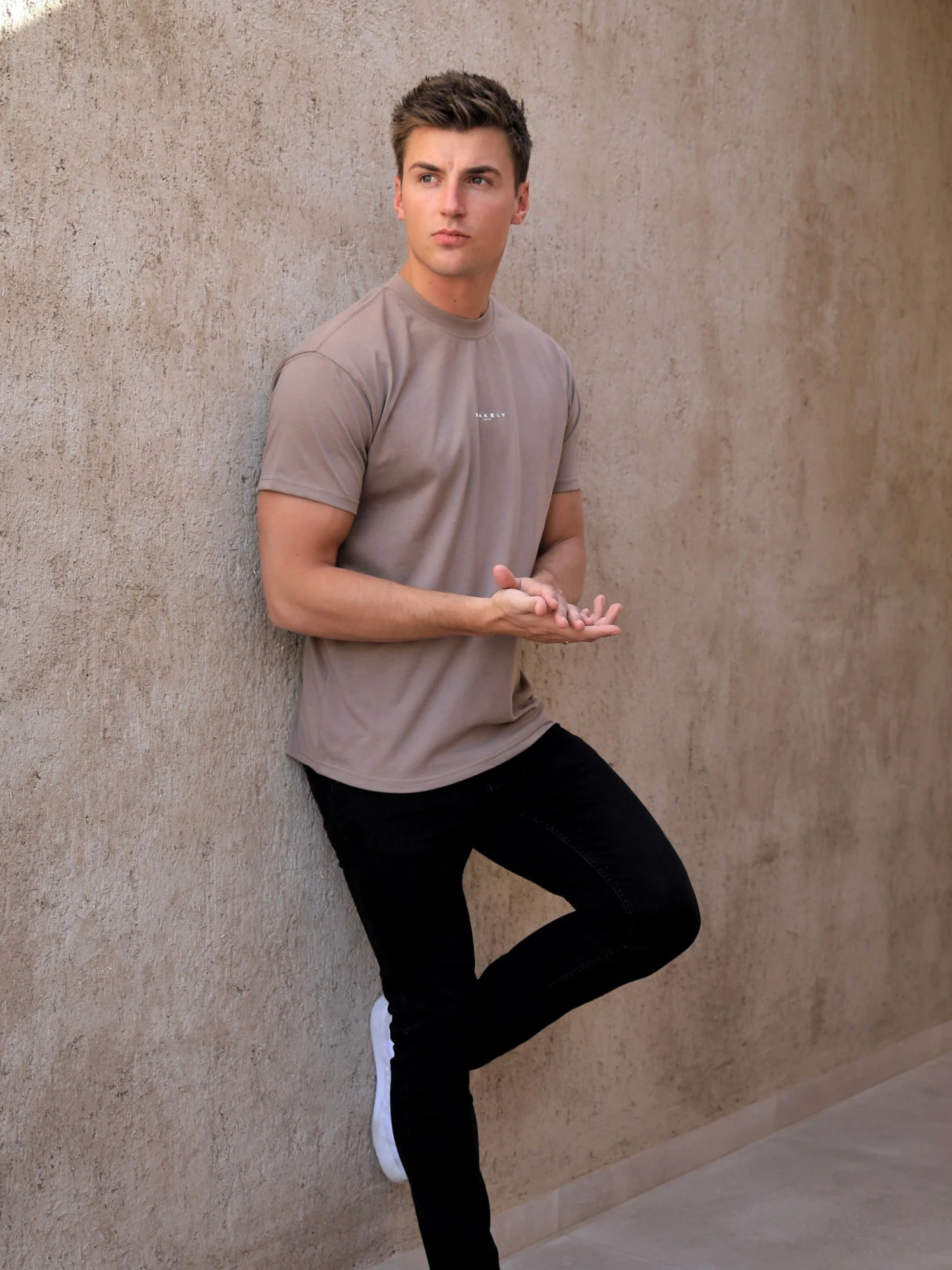 Evolved Lite Relaxed T-Shirt - Brown 7 Evolved Lite Relaxed T-Shirt - Brown - Image 5