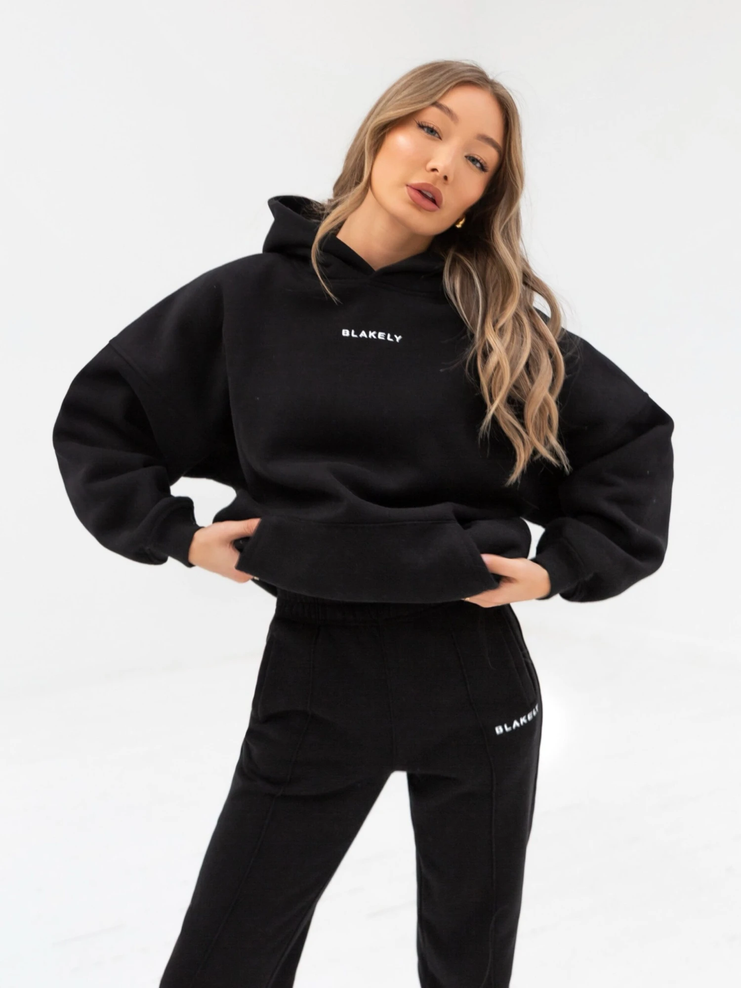 Everyday Hoodie - Black 3 Everyday Hoodie - Black