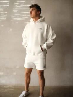 Italia Relaxed Jogger Shorts - Flat White -Cheap Clothing Store 201MBFlatWhite 01D a2465919 b54d 4eb0 a810 585e46067f3e