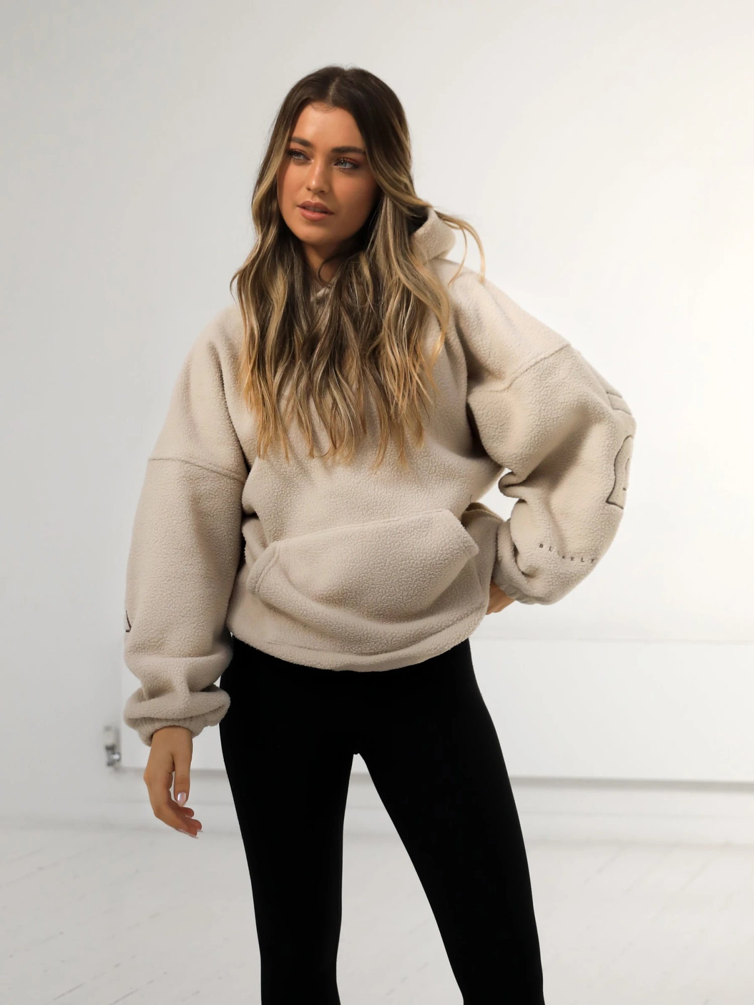 Borg Isabel Oversized Hoodie - Tan 11 Borg Isabel Oversized Hoodie - Tan - Image 9