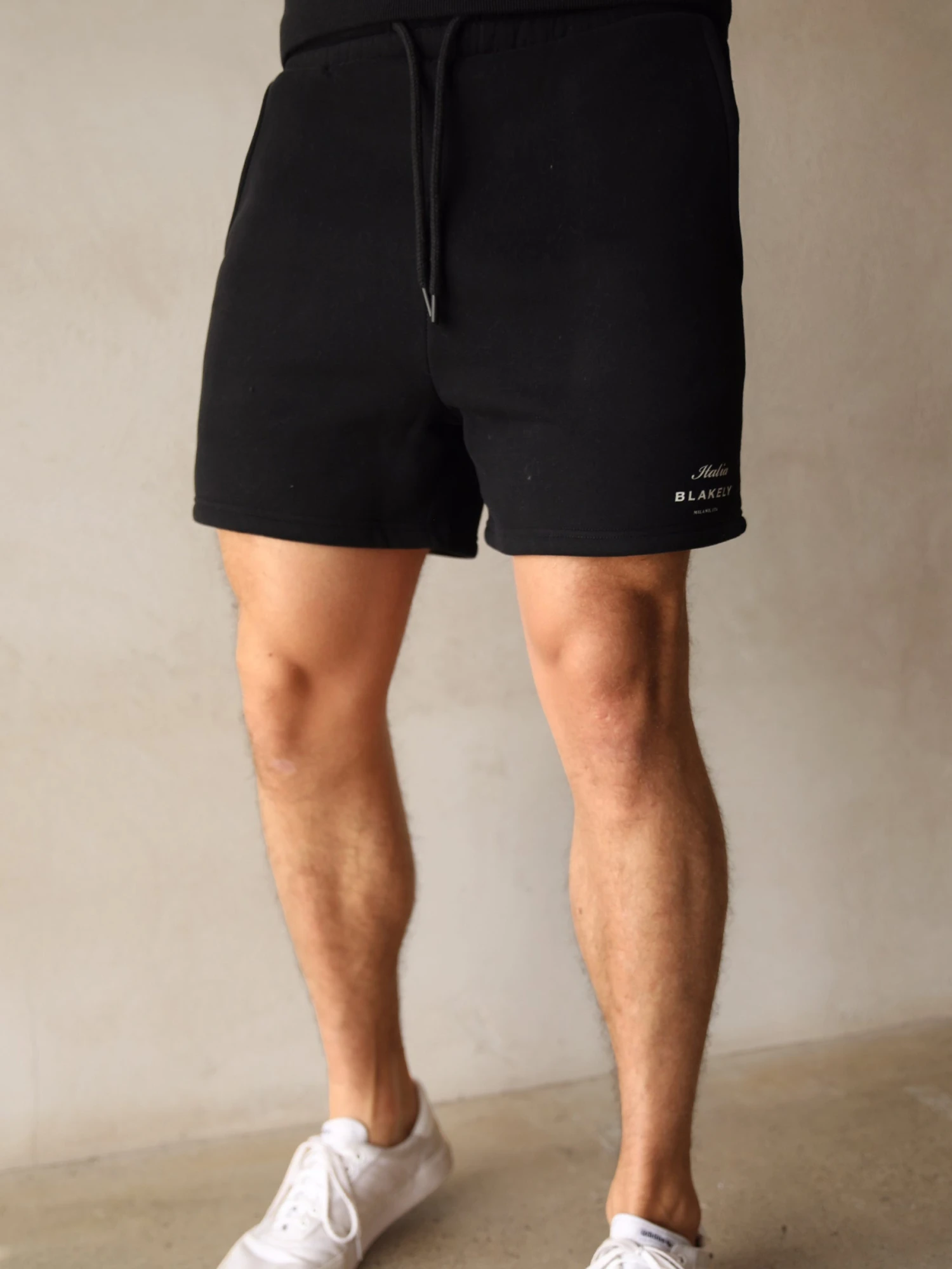Italia Relaxed Jogger Shorts - Black 4 Italia Relaxed Jogger Shorts - Black - Image 2