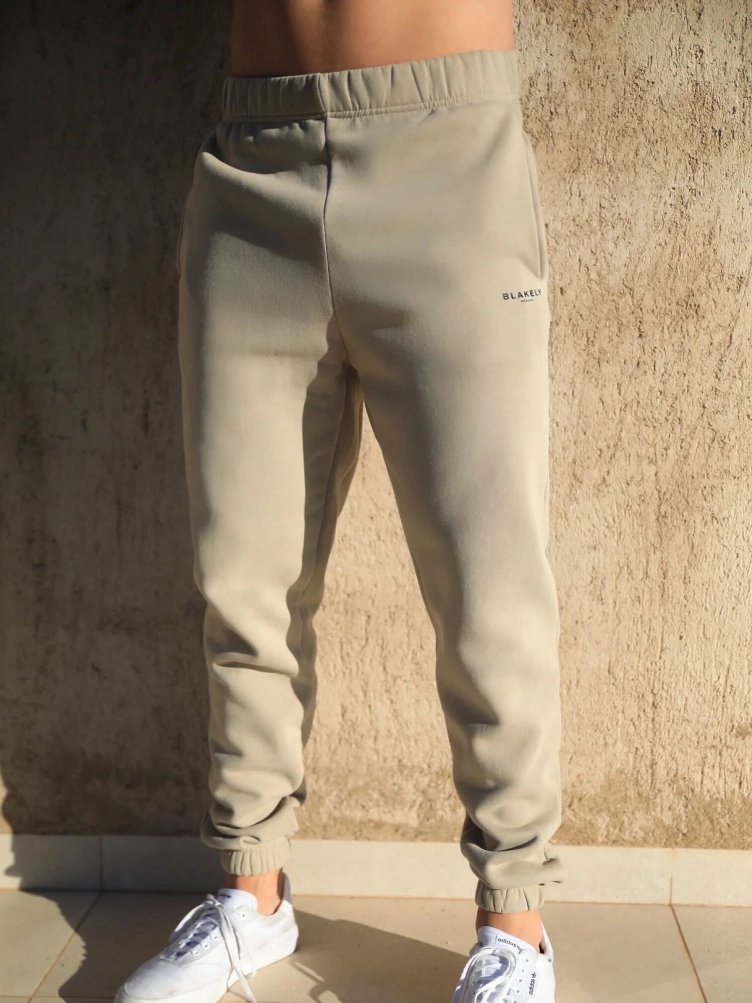 Reseau Relaxed Sweatpants - Washed Khaki 5 Reseau Relaxed Sweatpants - Washed Khaki - Image 3