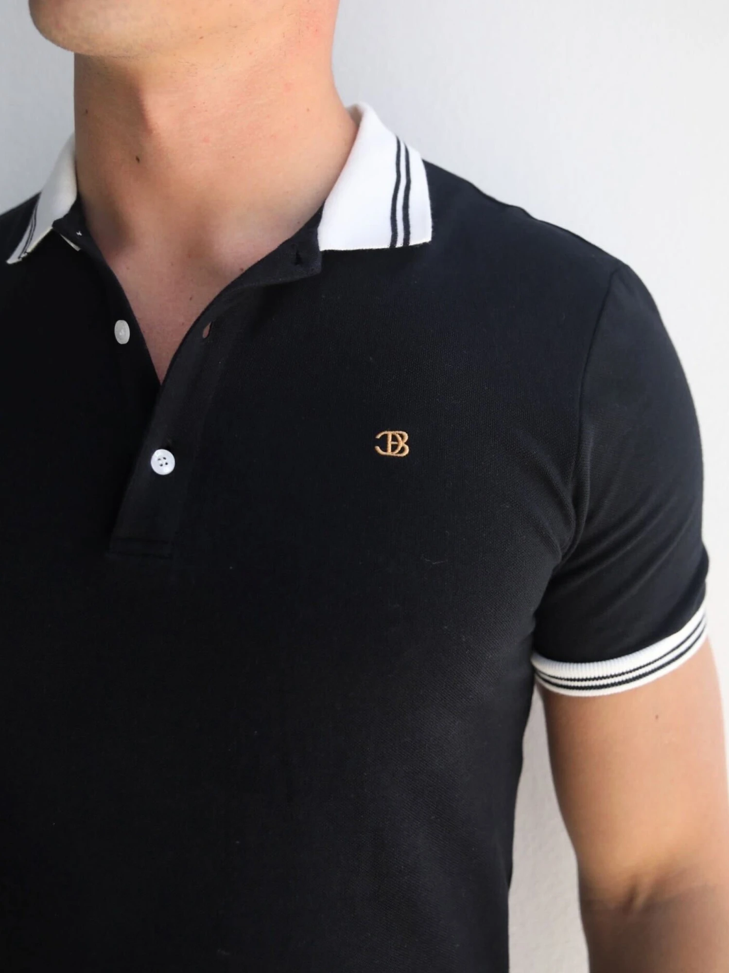 Dalston Polo - Black 7 Dalston Polo - Black - Image 5