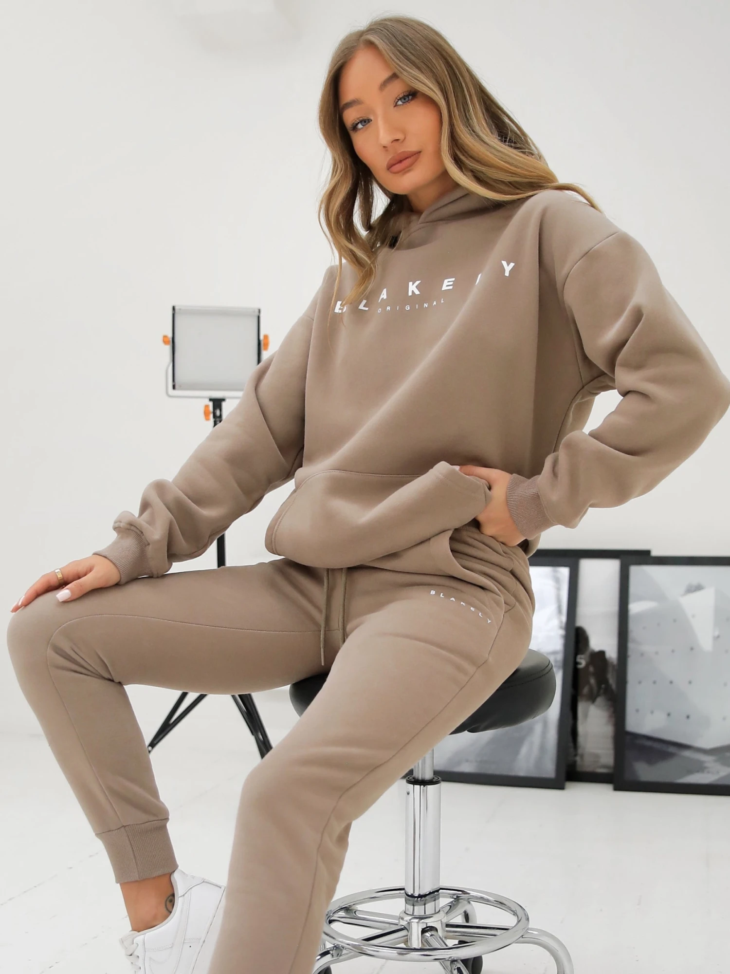 Composure Oversized Hoodie - Brown 4 Composure Oversized Hoodie - Brown - Image 2
