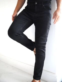 Vol. 9 Slim Jeans - Black -Cheap Clothing Store 986Vol.9GarethBlack3D