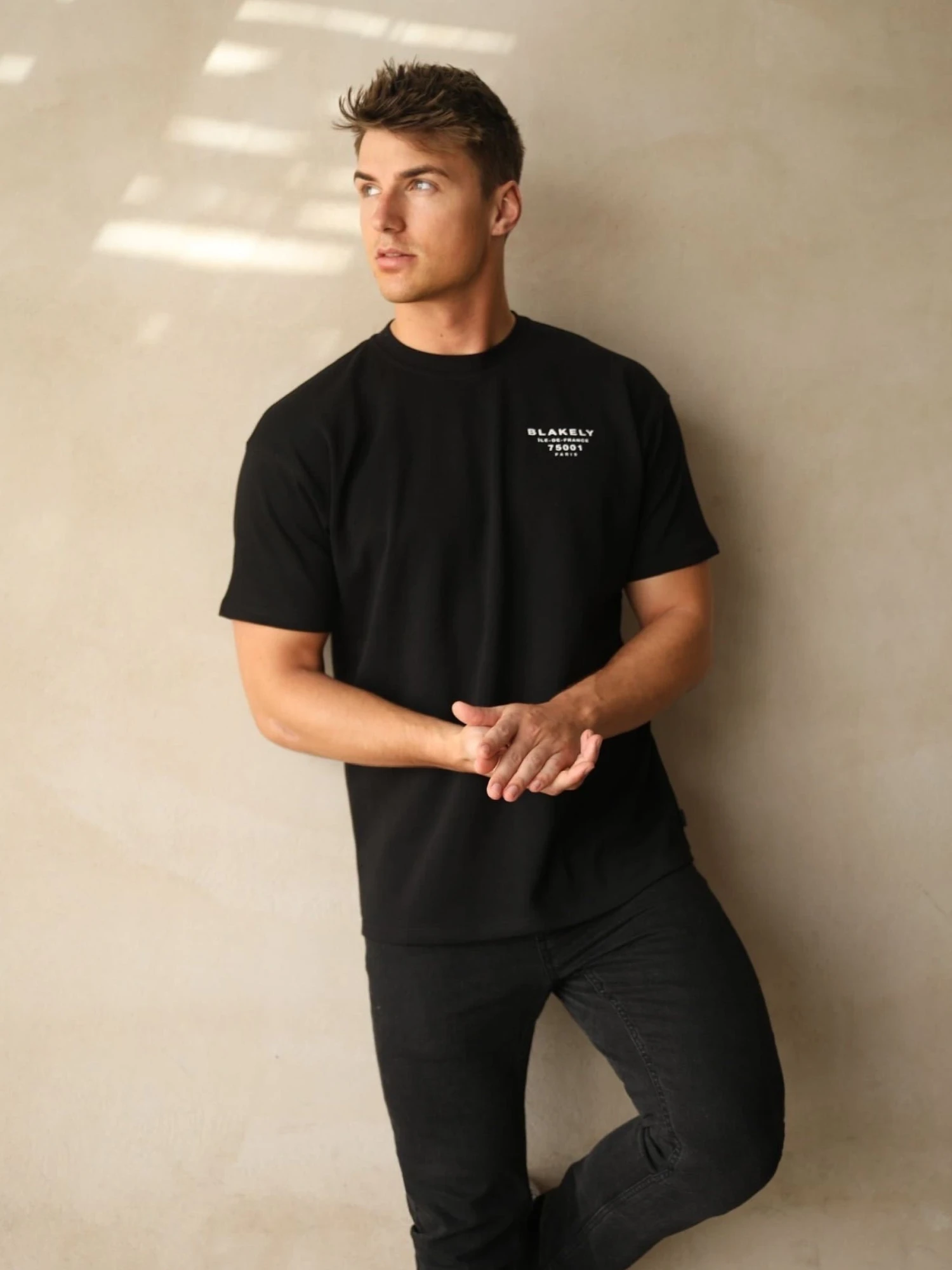 Rue Relaxed T-Shirt - Black 7 Rue Relaxed T-Shirt - Black - Image 5