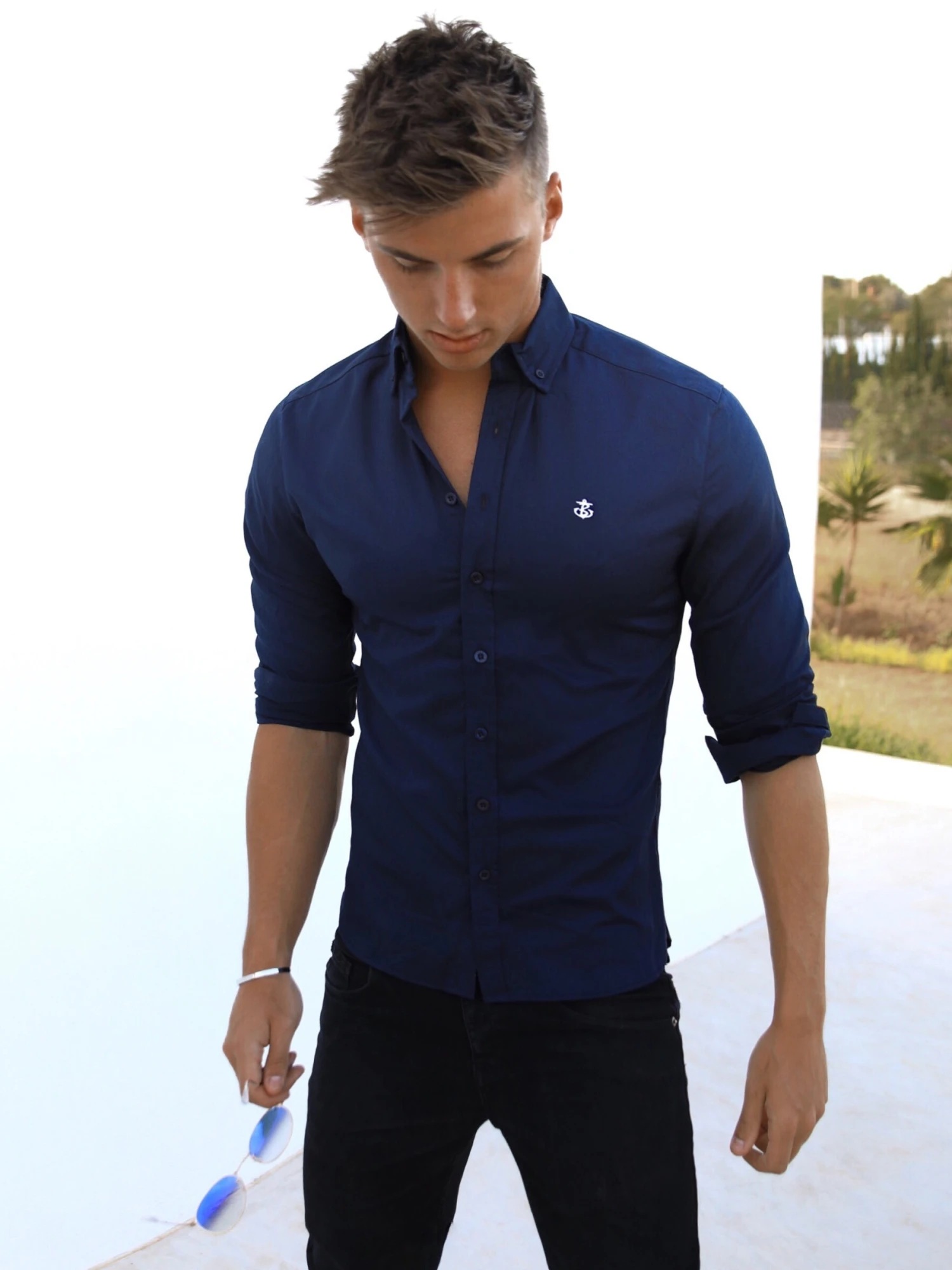 Worcester Fitted Stretch Shirt - Navy 4 Worcester Fitted Stretch Shirt - Navy - Image 2
