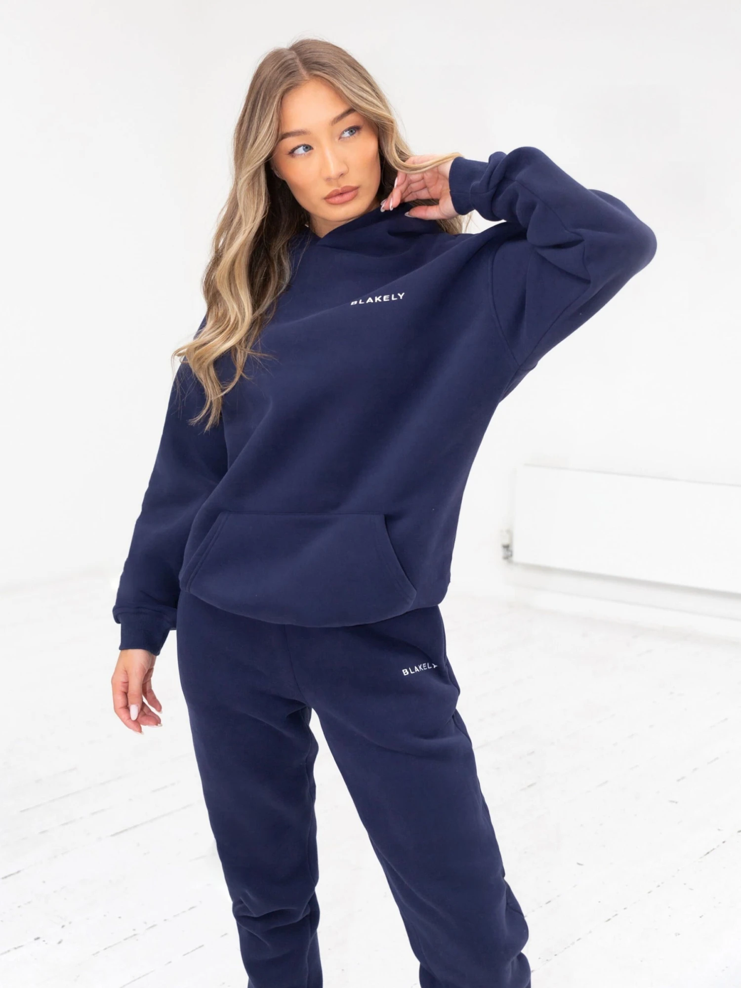 Series Oversized Hoodie - Navy 6 Series Oversized Hoodie - Navy - Image 4